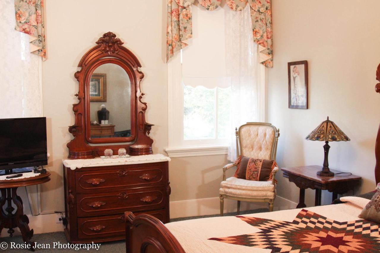 Flowertown Bed And Breakfast Summerville Exterior foto